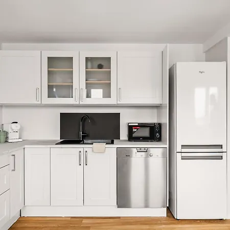 Spacious Gem In Old Town I New 2025 I 3 Bed 2 Bath Daire *
