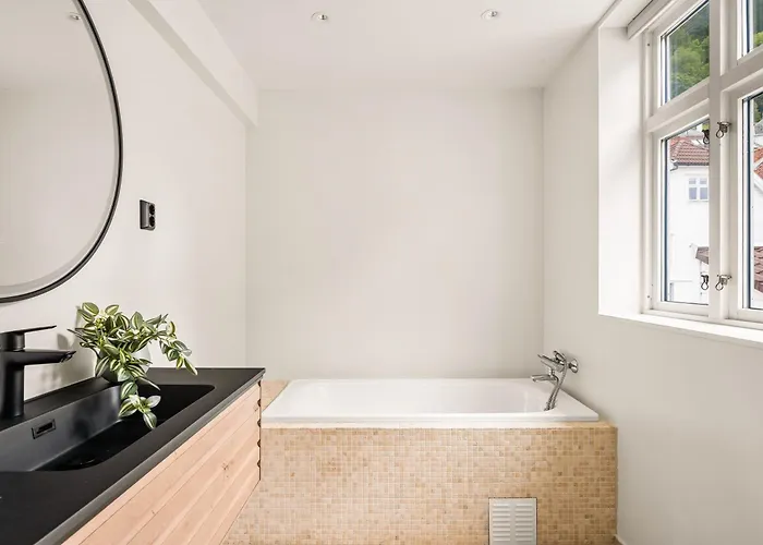 Apartman Spacious Gem In Old Town I New 2025 I 3 Bed 2 Bath