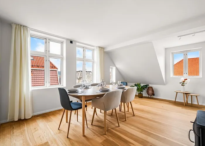 Apartman Spacious Gem In Old Town I New 2025 I 3 Bed 2 Bath Bergen